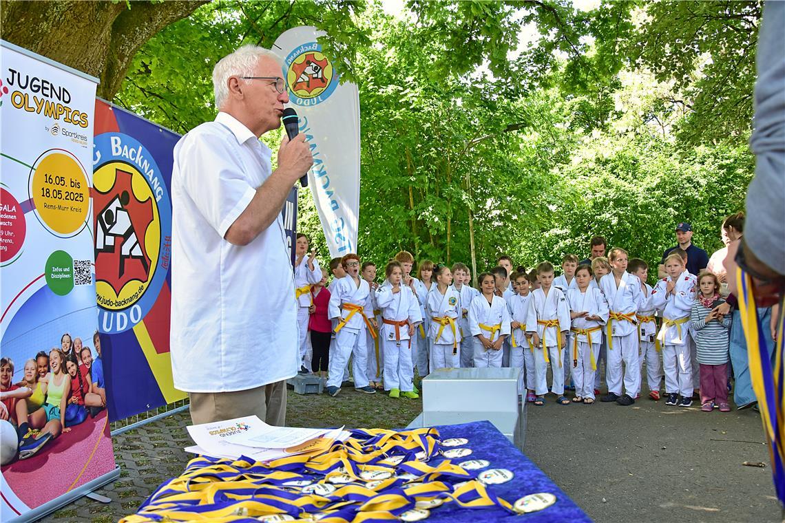 Gerd Lamsfuß, der Initiator der Jugend Olympics und langjährige Funktionär der T...