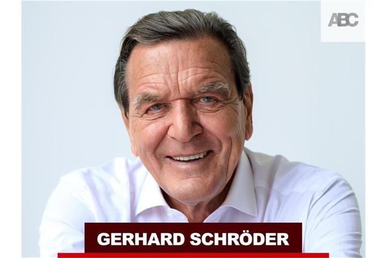 Gerhard Schröder (SPD), Altbundeskanzler, abgebildet mit dem Titel seines Podcasts, „Gerhard Schröder - Die Agenda“. Foto: ---/a-b-c-communications/dpa