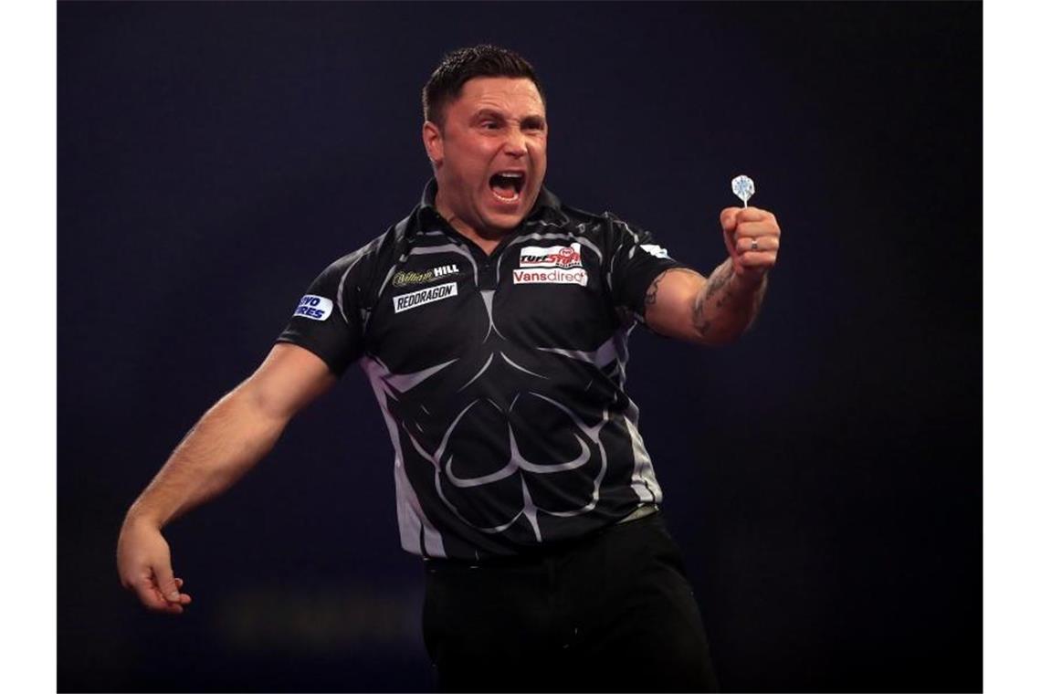 Gerwyn Price hat das Darts-WM-Finale gegen Gary Anderson klar gewonnen. Foto: Adam Davy/PA Wire/dpa