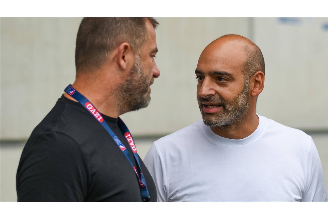 Deshalb beteiligt sich Stuttgart Surge nicht an der Rebellion Geschäftsführer unter sich: Zeljko Karajica von der European League of Football (li.), Suni Musa von Stuttgart Surge.