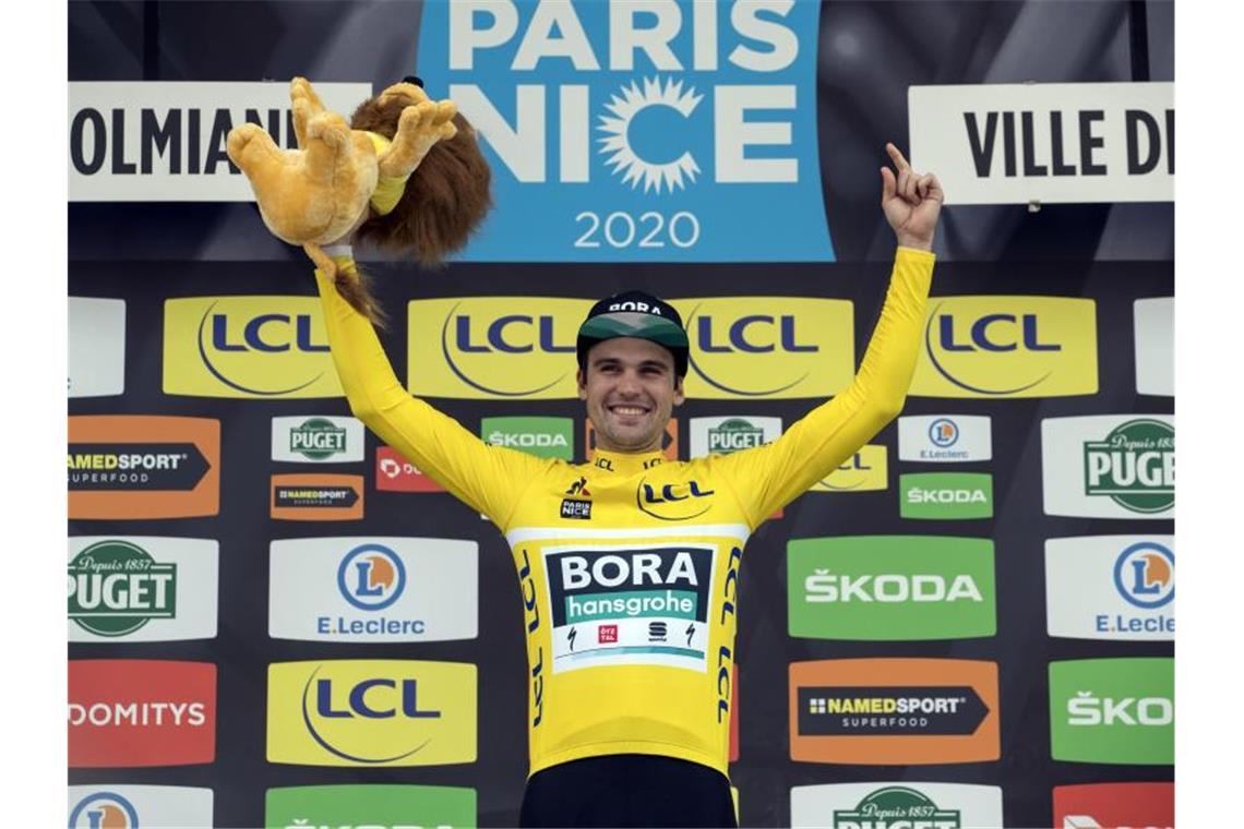„Schon speziell“: Schachmanns großer Triumph bei Paris-Nizza Geschafft: Maximilian Schachmann feierte bei Paris-Nizza einen Start-Ziel-Sieg. Foto: Daniel Cole/AP/dpa