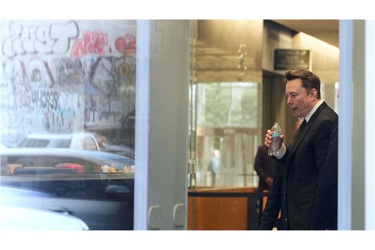 Geschworene bewerteten Musks damalige Äußerungen als gezielte Manipulation des Twitter-Aktienkurses. (Archivbild)