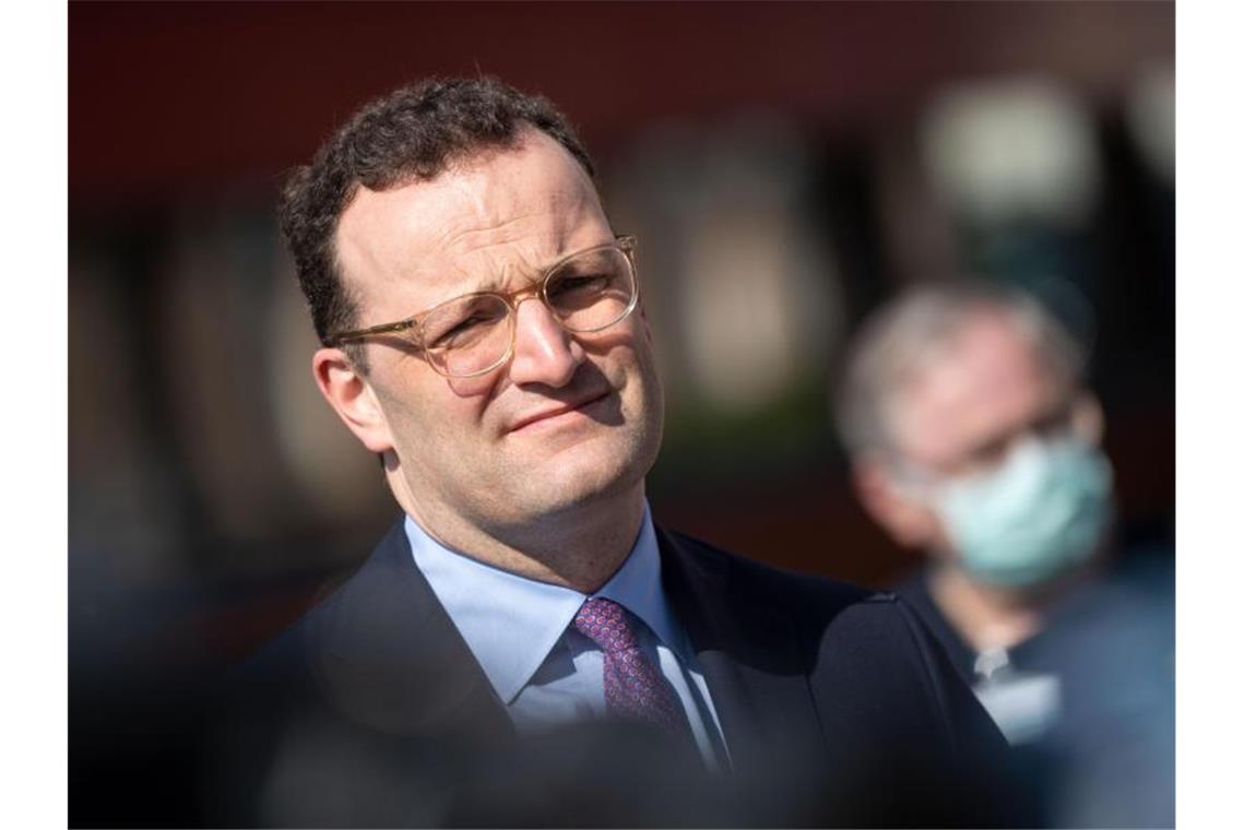 Gesundheitsminister Jens Spahn sieht erste Erfolge bei der Eindämmung des Coronavirus. Foto: Marijan Murat/dpa