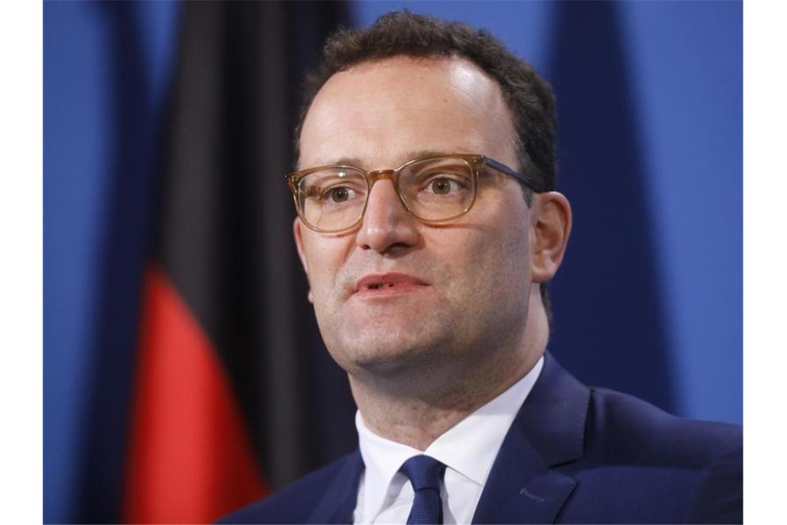 Gesundheitsminister Jens Spahn will mit Russland bilateral über Impfstofflieferungen verhandeln. Foto: Markus Schreiber/AP POOL/dpa