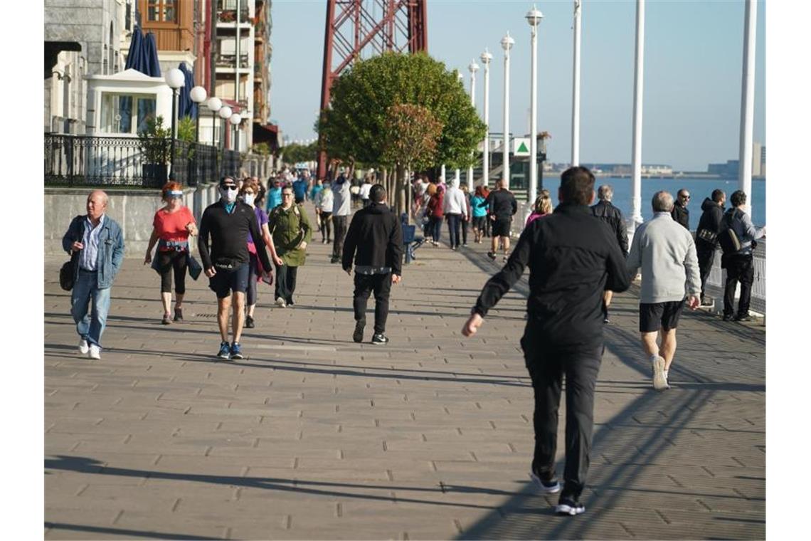 Getxo, Nordspanien. Die Regierung des Corona-Hotspots Spanien hat Hoffnungen auf eine baldige Grenzöffnung für Touristen gedämpft. Foto: H.Bilbao/EUROPA PRESS/dpa