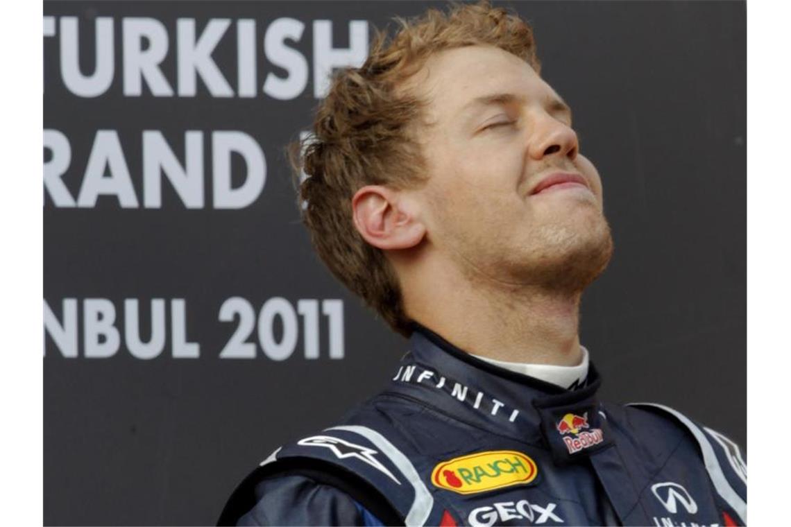 Vettels „glückliche Erinnerungen“ an Istanbul Gewann 2011 im Red-Bull-Cockpit in Istanbul: Sebastian Vettel. Foto: Tolga Bozoglu/EPA/dpa