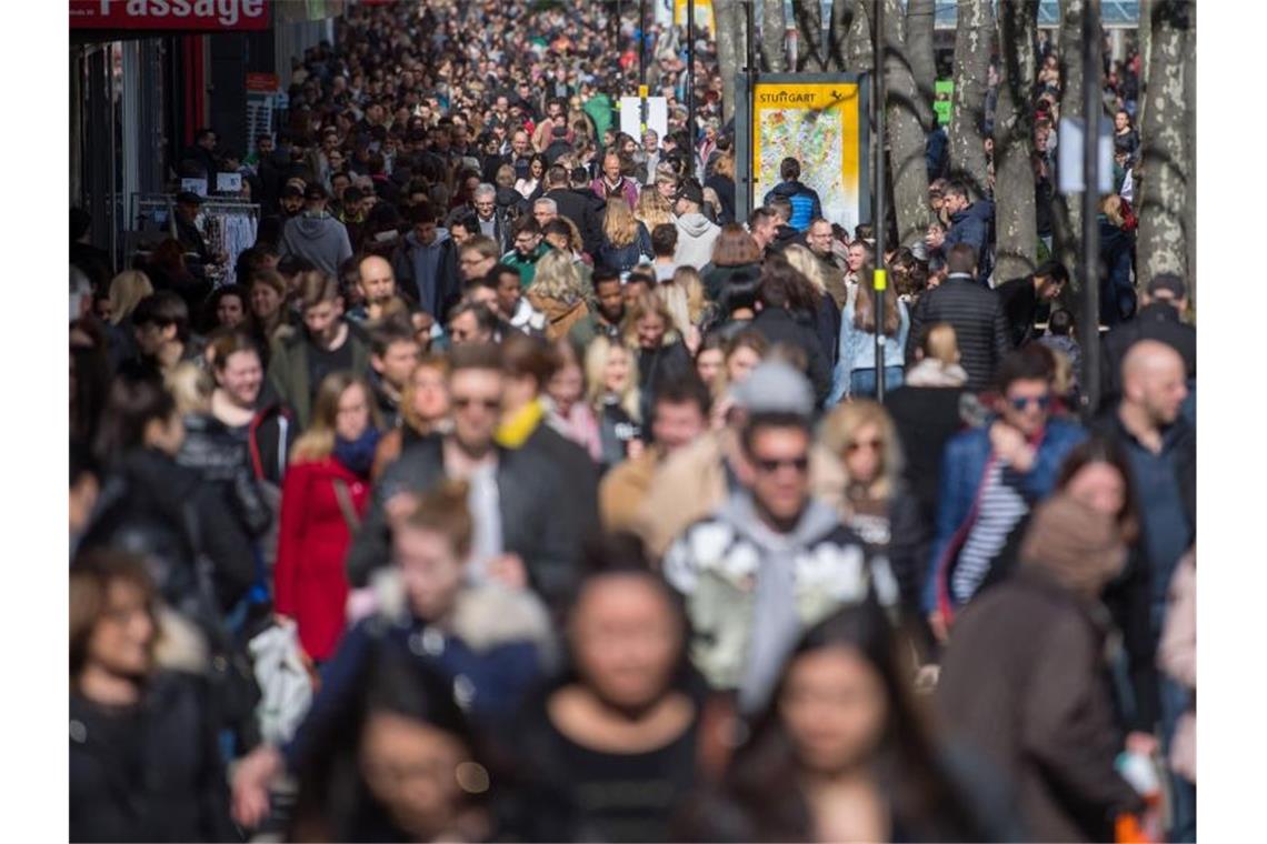 Gewichtiger als die Angst vor Krieg oder Terror sind allerdings Sorgen, die Umweltfragen und die eigene Gesundheit betreffen. Foto: Marijan Murat/dpa/Symbolbild