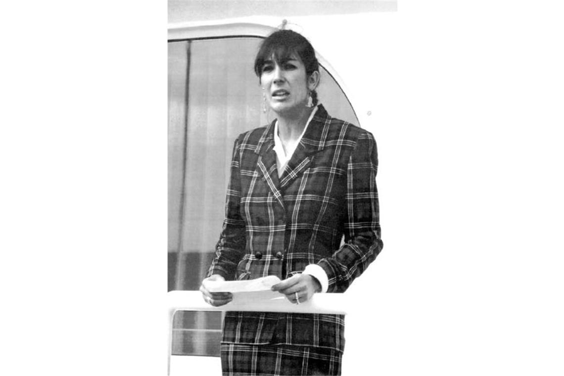 Ghislaine Maxwell, Tochter des verstorbenen britischen Verlegers R. Maxwell, an Bord der "Lady Ghislaine". Foto: Dominique Mollard/AP/dpa