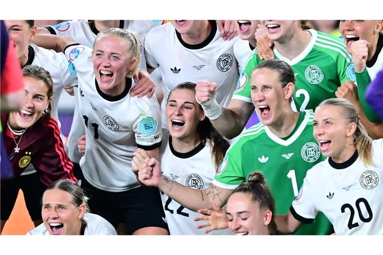 Gibt es auch am Mittwoch Grund zum Jubel für die DFB-Frauen? Das EM-Halbfinale gegen Spanien steht an.
