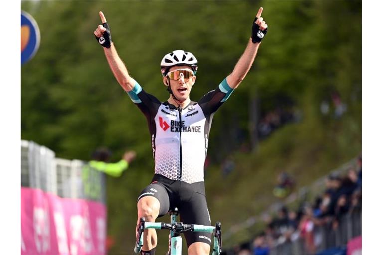 Giro-Etappensieger in Alpe di Mera: Simon Yates. Foto: Massimo Paolone/LaPresse/AP/dpa