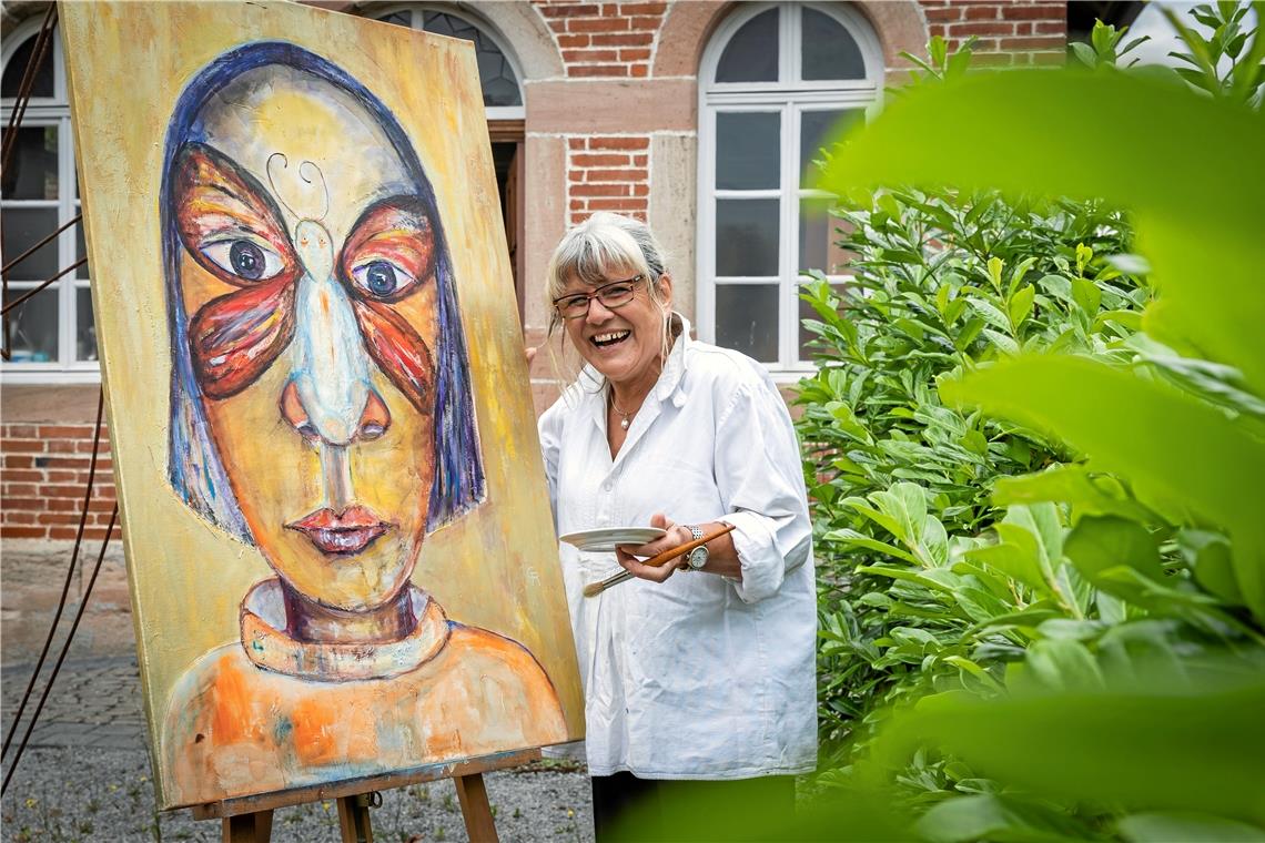 Gisela Rapp hat den Kunstverein Aspach im Jahr 2000 mitgegründet. Sie ist seit weit über 20 Jahren ausgesprochen produktiv.