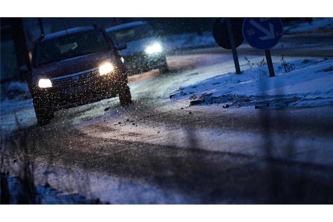 Glatte Straßen in Berlin.