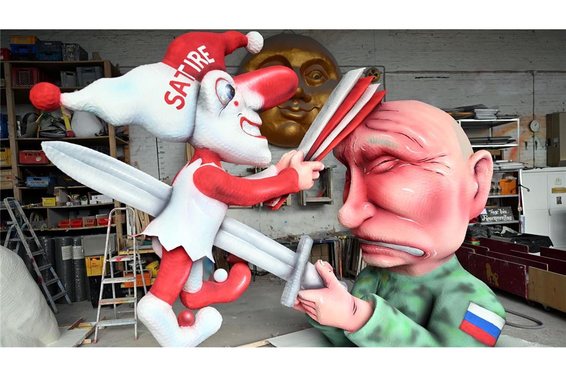 Karneval in Düsseldorf: Satire trifft Putin, Trump und Merz