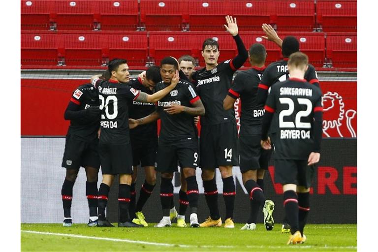 Gleich fünfmal durften die Bayer-Profis gegen Stuttgart jubeln. Foto: Thilo Schmuelgen/Reuters/Pool/dpa