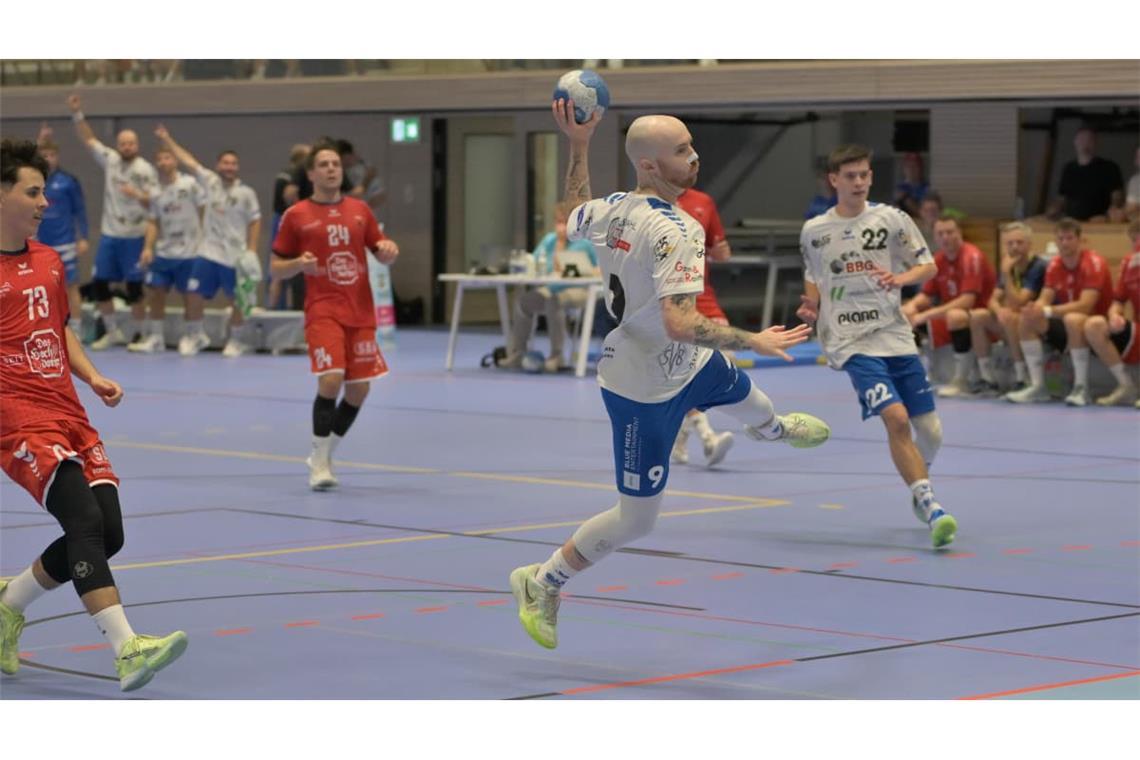 Goalgetter der BöSis: In der vergangenen Saison traf Marian Heinkele (am Ball) 104-mal ins Schwarze.
