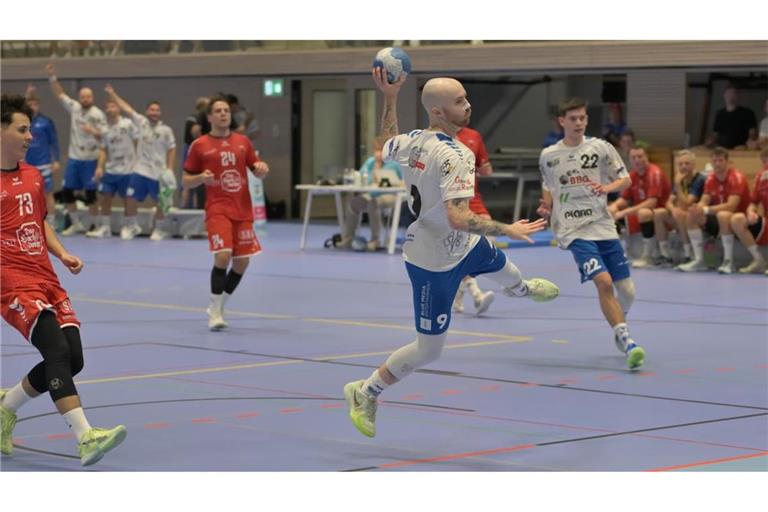 Goalgetter der BöSis: In der vergangenen Saison traf Marian Heinkele (am Ball) 104-mal ins Schwarze.