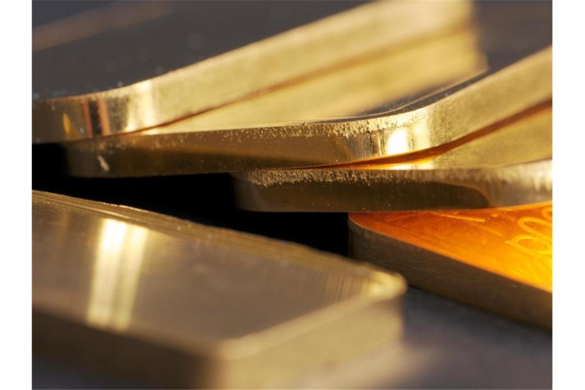 Ex-Chefs wegen dubiosen Goldgeschäften vor Gericht Goldhändler PIM ist mittlerweile insolvent. Foto: Armin Weigel/dpa