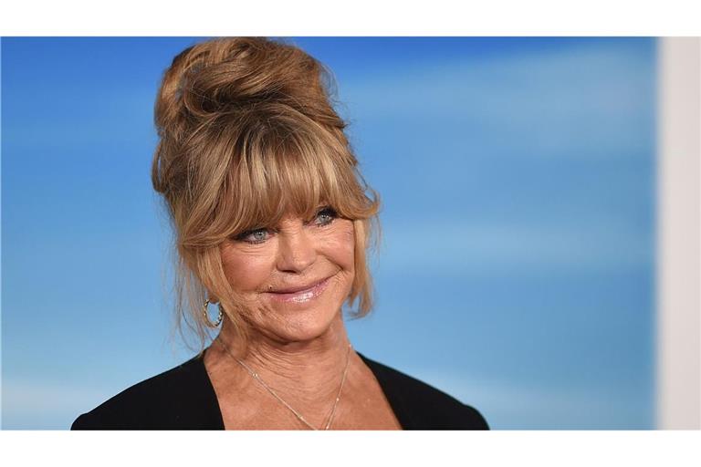 Goldie Hawn hält sich mit Trampolinspringen fit. (Archivbild)
