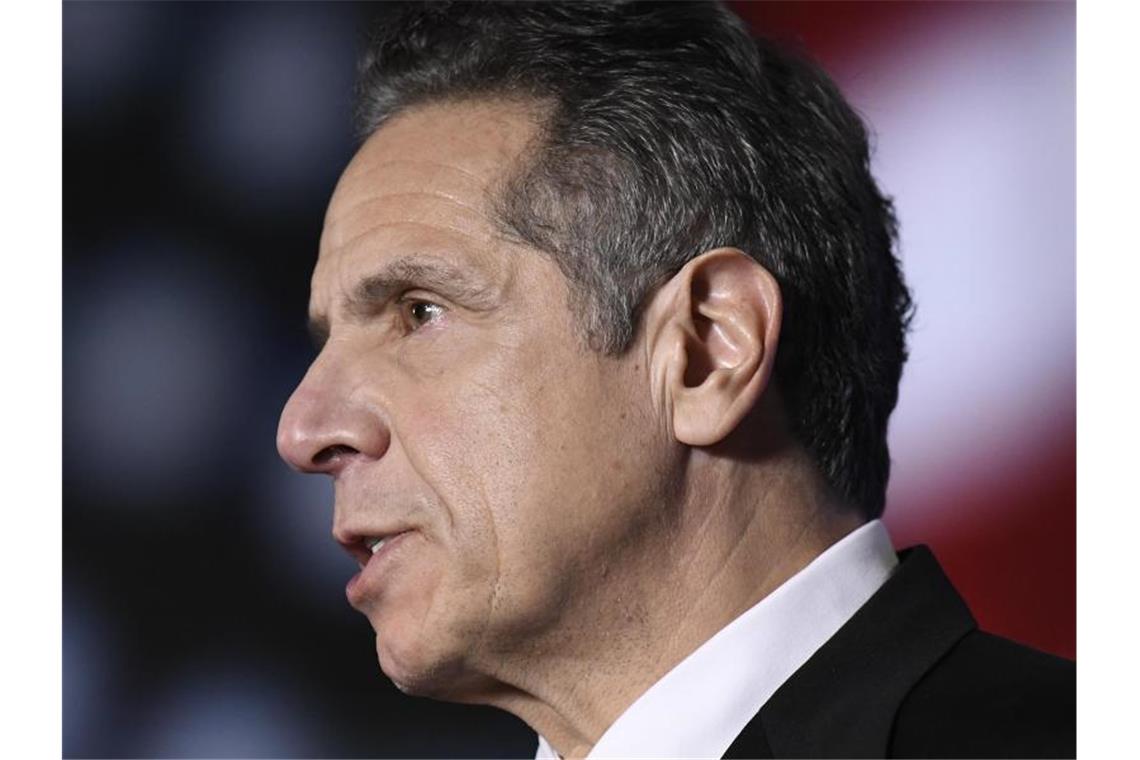 Gouverneur Andrew Cuomo wird mit Vorwürfen zu sexueller Belästigung konfrontiert. Foto: Hans Pennink/AP/dpa