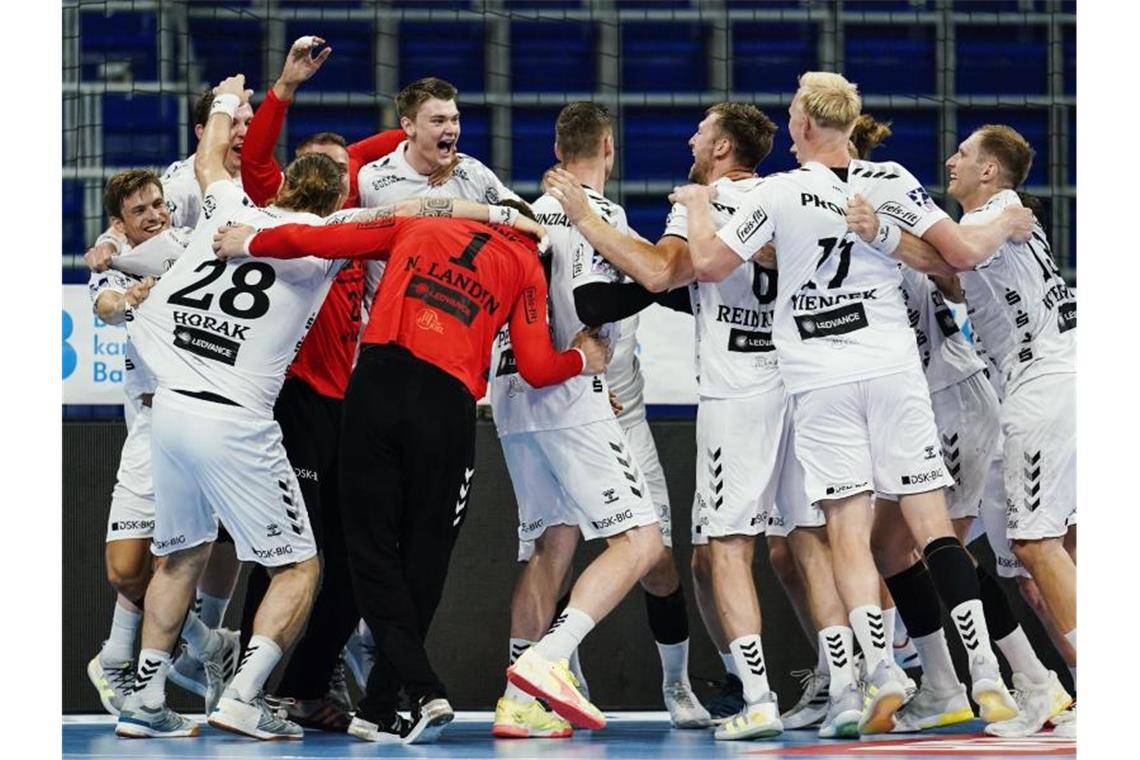 Grenzenloser Jubel: Der THW Kiel ist zum 22. Mal deutscher Handball-Meister. Foto: Uwe Anspach/dpa-Pool/dpa