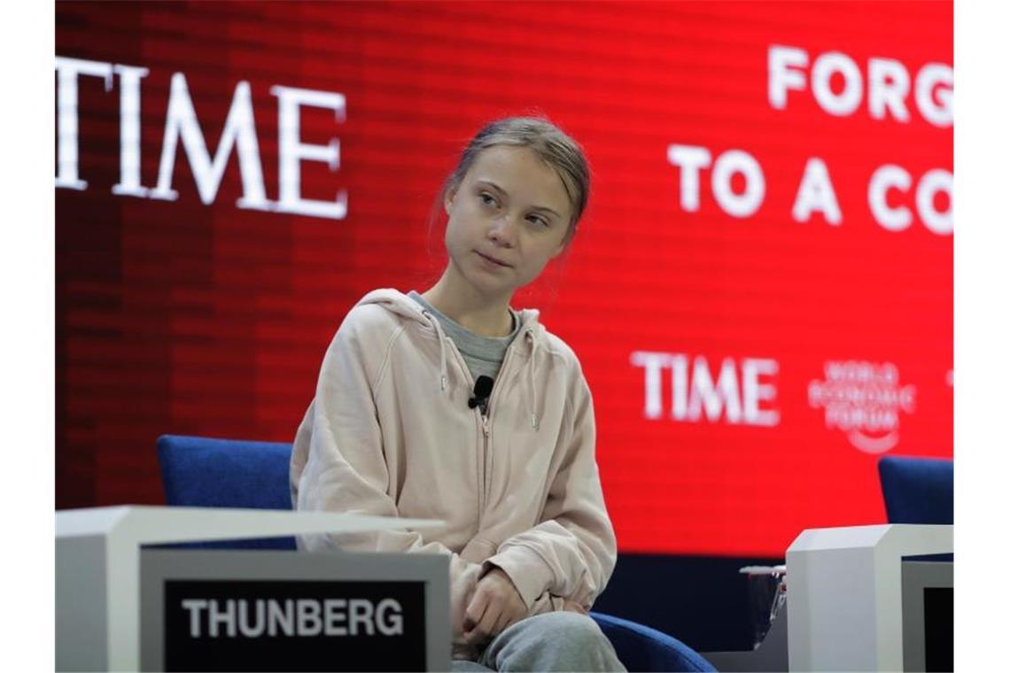 Trump gegen Greta in Davos: Das Rededuell um den Klimaschutz Greta Thunberg während der Eröffnungssitzung des Weltwirtschaftsforums in Davos. Foto: Markus Schreiber/AP/dpa
