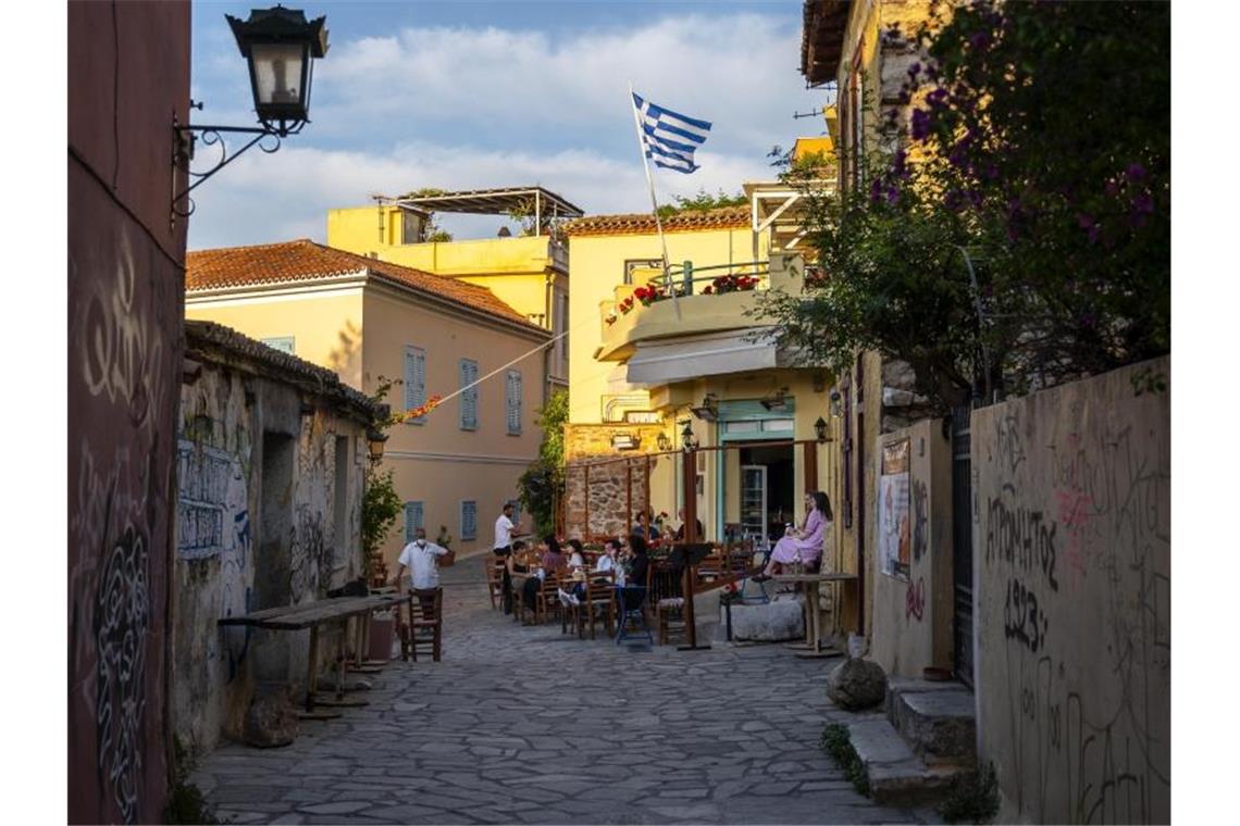 Griechenland rückt als Urlaubsland wieder stärker in den Fokus. Foto: Angelos Tzortzinis/dpa