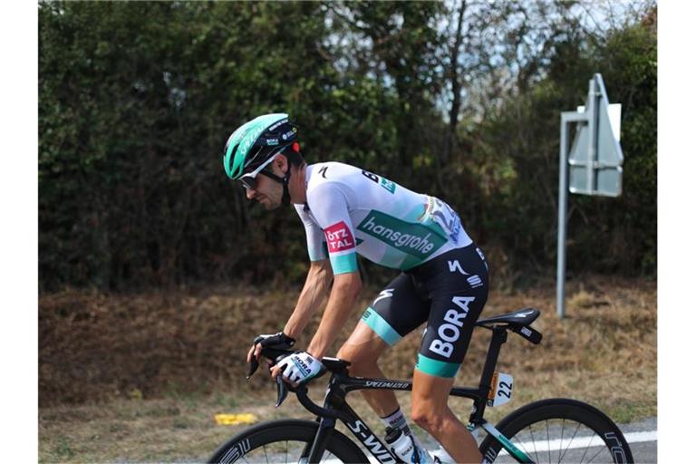 Griff beim Giro beherzt an: Emanuel Buchmann. Foto: Thibault Camus/AP/dpa