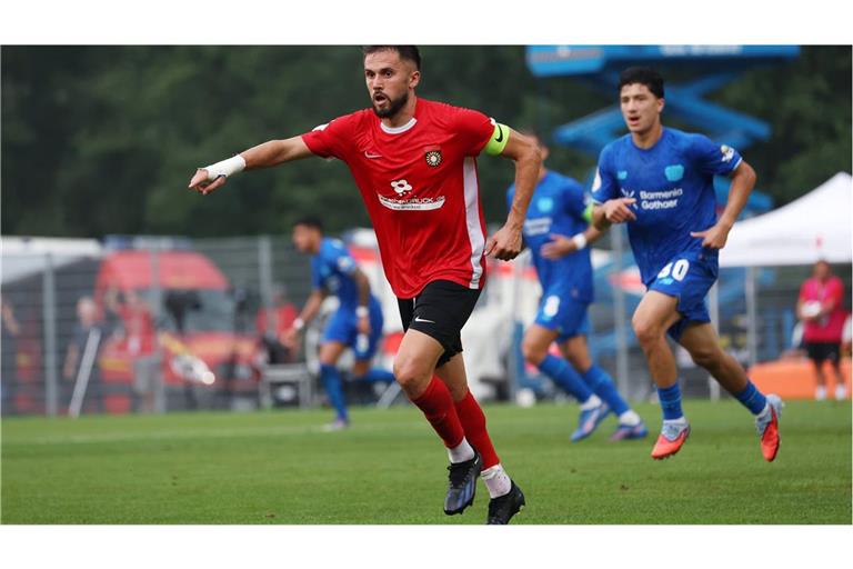 Großaspachs Kapitän flog wie schon im DFB-Pokal gegen Leverkusen auch im Regionalligaspiel gegen den FSV Frankfurt vom Platz.      
Archivfoto: Imago/Rudel