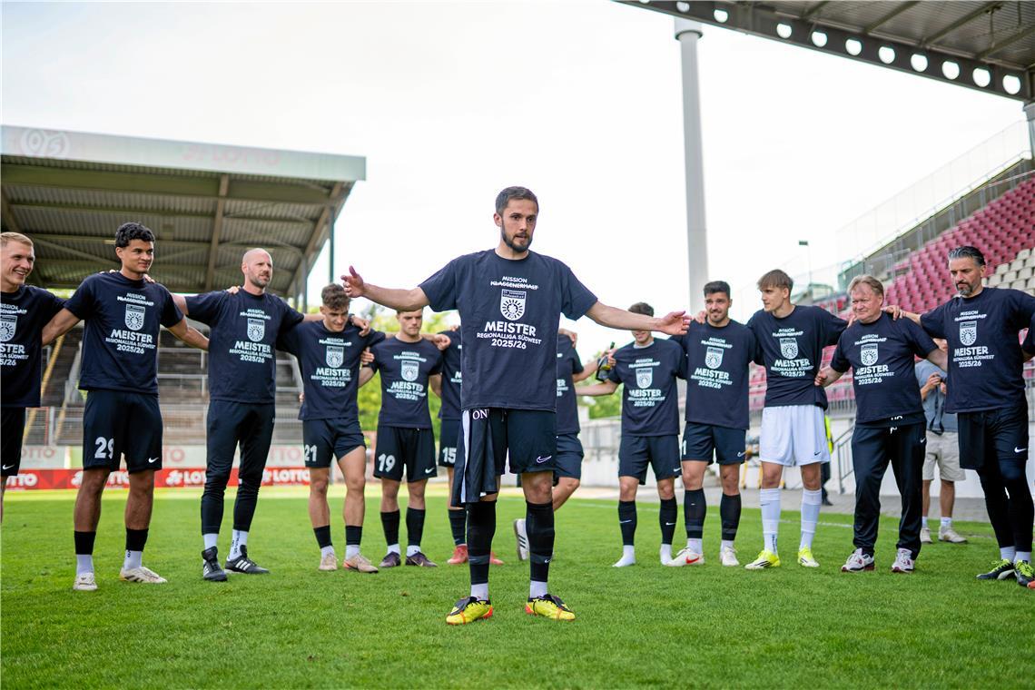 Großaspachs Volkan Celiktas fehlen nach der Meisterschaft zunächst die Worte.
