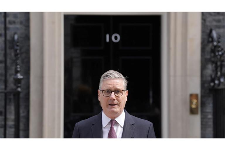 Großbritanniens Premierminister Keir Starmer kündigt seinen Rücktritt an.