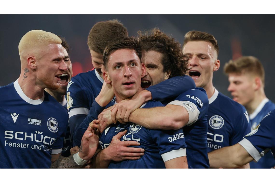 Forscher Außenseiter: Arminia glaubt an "Wunder" gegen Bayer Großer Kampf, tolle Tore: Die Arminia will auch gegen Leverkusen wieder jubeln.