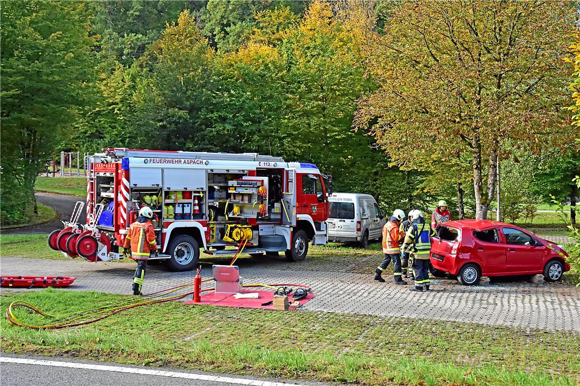 Großübung des Polizeipräsidiums Aalen in Zusammenarbeit mit den lokalen Blaulich...