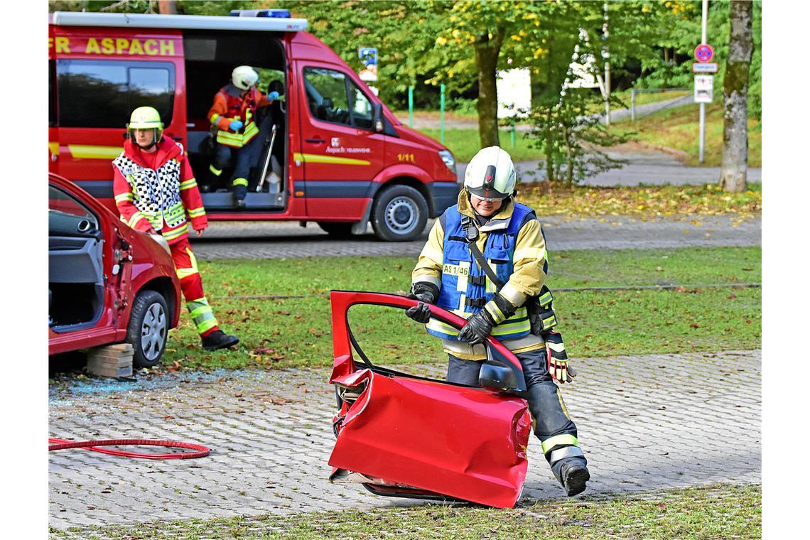 Großübung des Polizeipräsidiums Aalen in Zusammenarbeit mit den lokalen Blaulich...