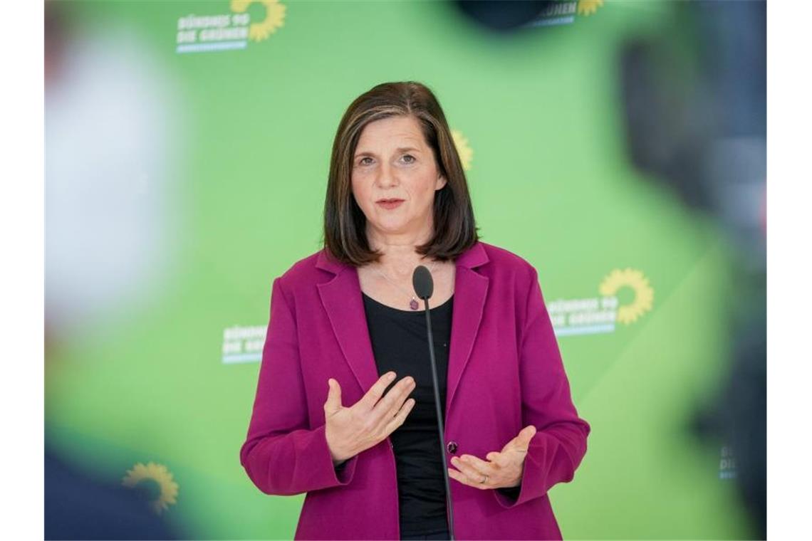 Ampel: SPD und FDP weisen Warnung vor Scheitern zurück Grünen-Fraktionschefin Katrin Göring-Eckardt schließt nicht aus, dass die Koalitionsverhandlungen mit SPD und FDP länger dauern könnten. Foto: Kay Nietfeld/dpa