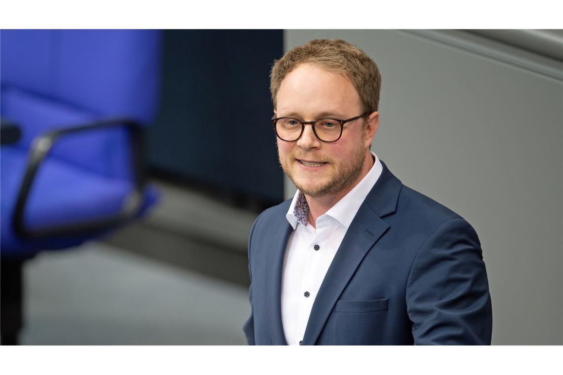 Gericht: Zurückweisung von Asylsuchenden war rechtswidrig Grünen-Innenpolitiker Marcel Emmerich sieht sich durch das Urteil aus Berlin bestätigt. (Archivbild)