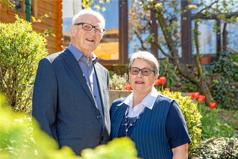 Günter und Ingrid Ruff helfen beziehungsweise vermitteln Hilfe in Notlagen. Foto: A. Becher