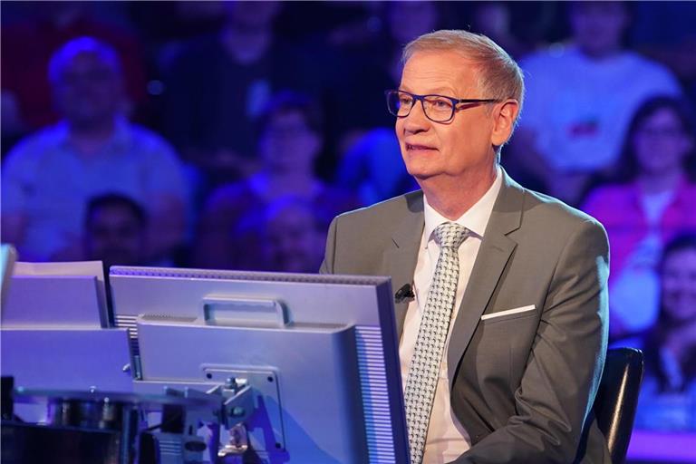 Günther Jauch ist für einige Wochen auf Gehhilfen angewiesen. (Archivbild)