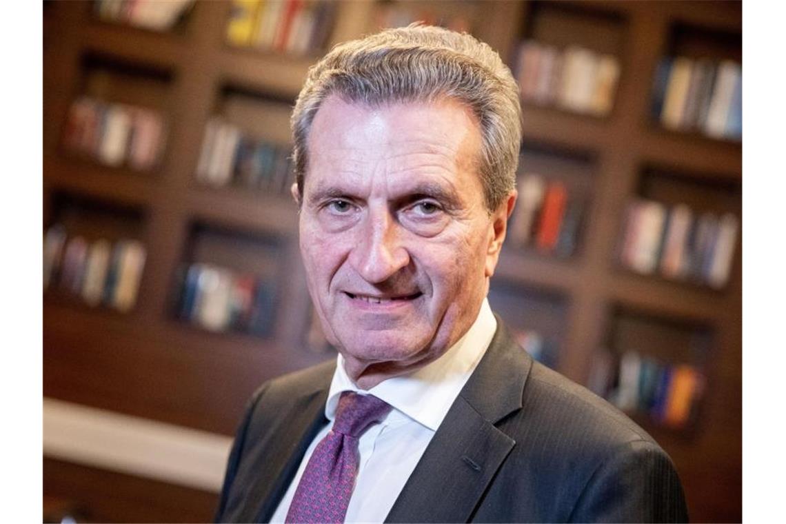 EU-Kommissar Oettinger: Amt des VfB-Präsidenten kein Thema Günther Oettinger (CDU). Foto: Kay Nietfeld/Archivbild