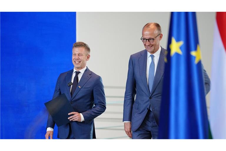 Gut gelaunt im Kanzleramt: Magyar und Merz.