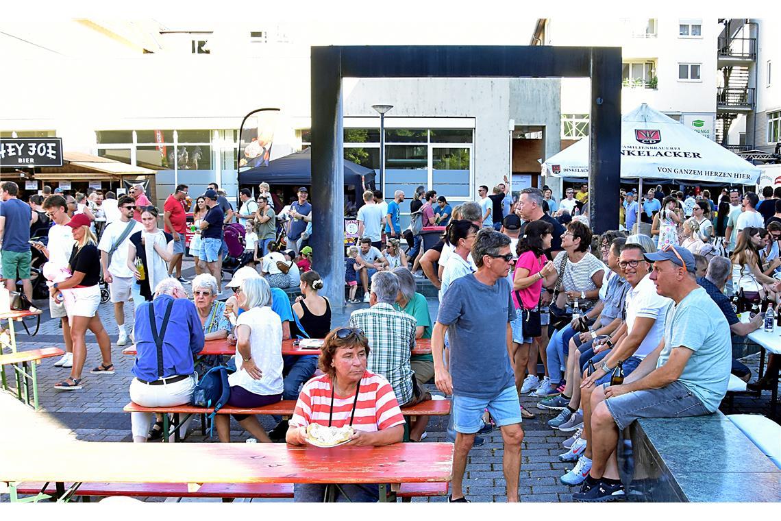 Gut was los im Biegel. Straßenfest 2025  in Backnang.