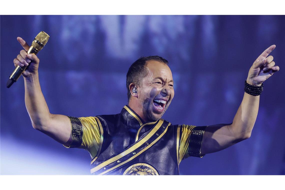 Gute Laune: DJ Bobo bei seiner „EVOLUT30N-Tour“ zum 30-jährigen Bühnenjubiläum im Sommer 2023.