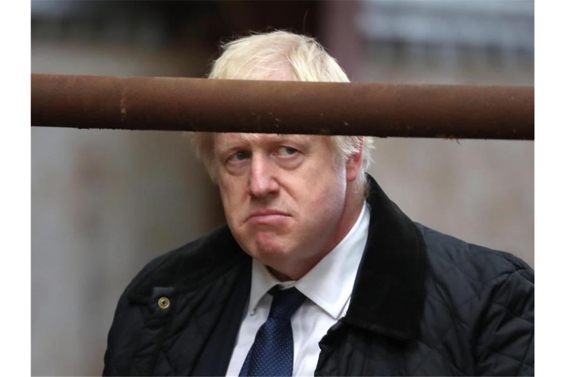 Gute Laune sieht anders aus: Boris Johnson am Freitag bei einem Besuch in Schottland. Foto: Andrew Milligan/PA Wire