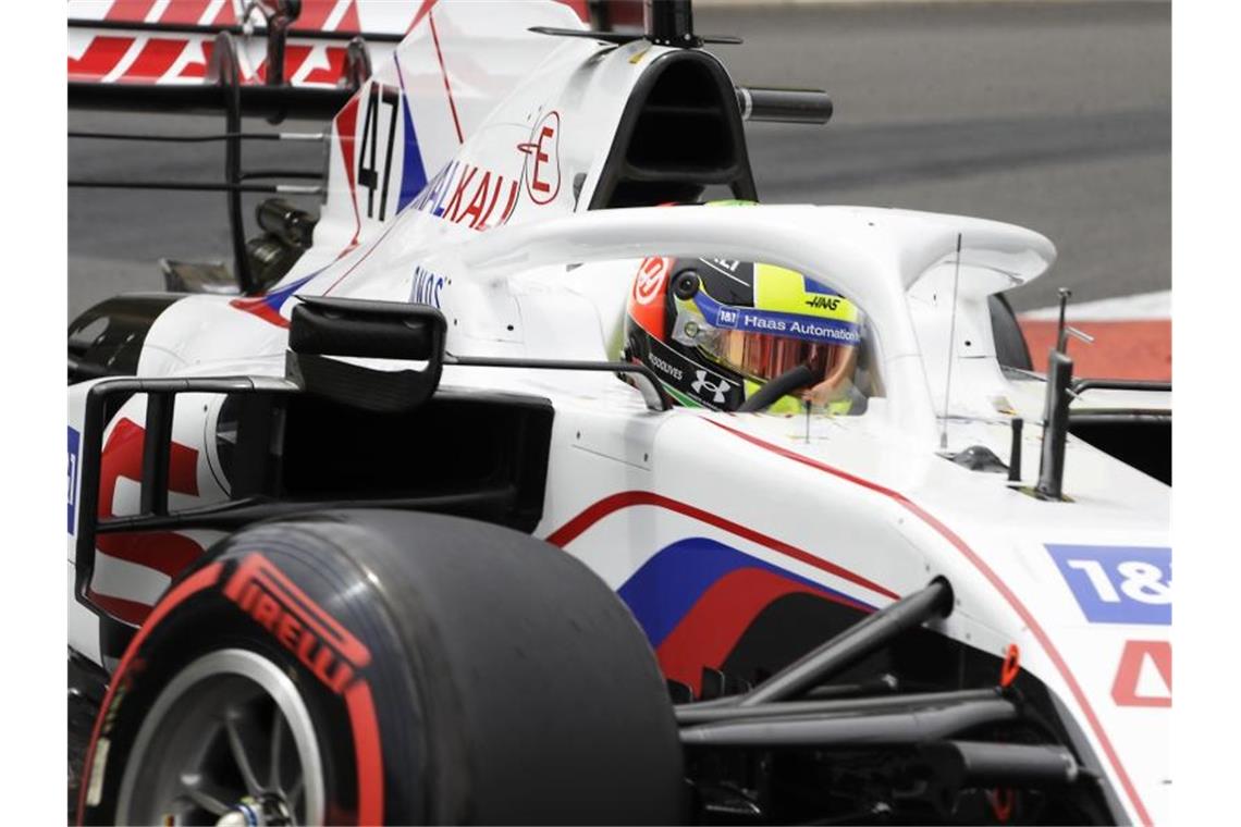 Erneuter Crash im Training: Schumacher verpasst Monaco-Quali Haas-Pilot Mick Schumacher hatte im Training einen Unfall. Foto: Luca Bruno/AP/dpa