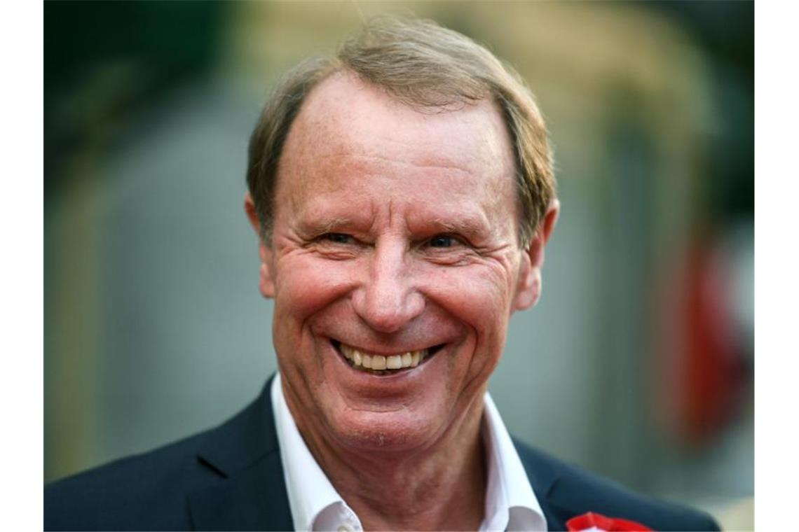 Berti Vogts findet Ablösesummen für Trainer sinnvoll