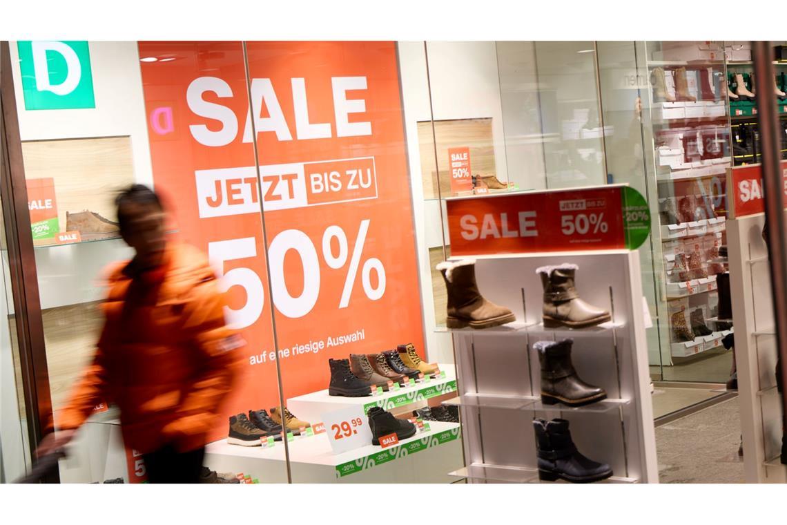 Händler werben derzeit besonders häufig mit Preisnachlässen.
