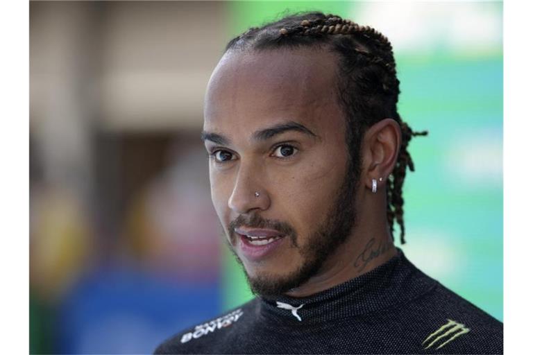 Hamilton startet beim Großen Preis von Spanien zum 100. Mal in seiner Formel-1-Karriere von der Pole-Position. Foto: Emilio Morenatti/AP Pool/dpa