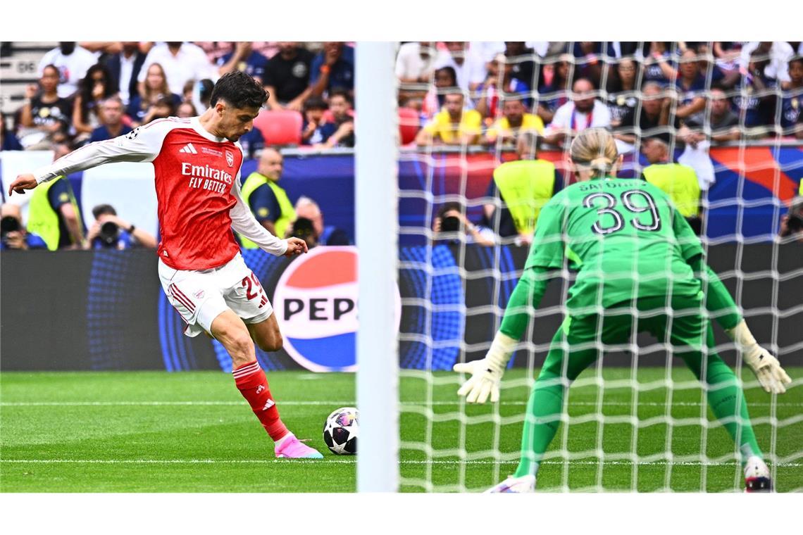 Hammer aus spitzem Winkel: Havertz eiskalt vor dem Tor.
