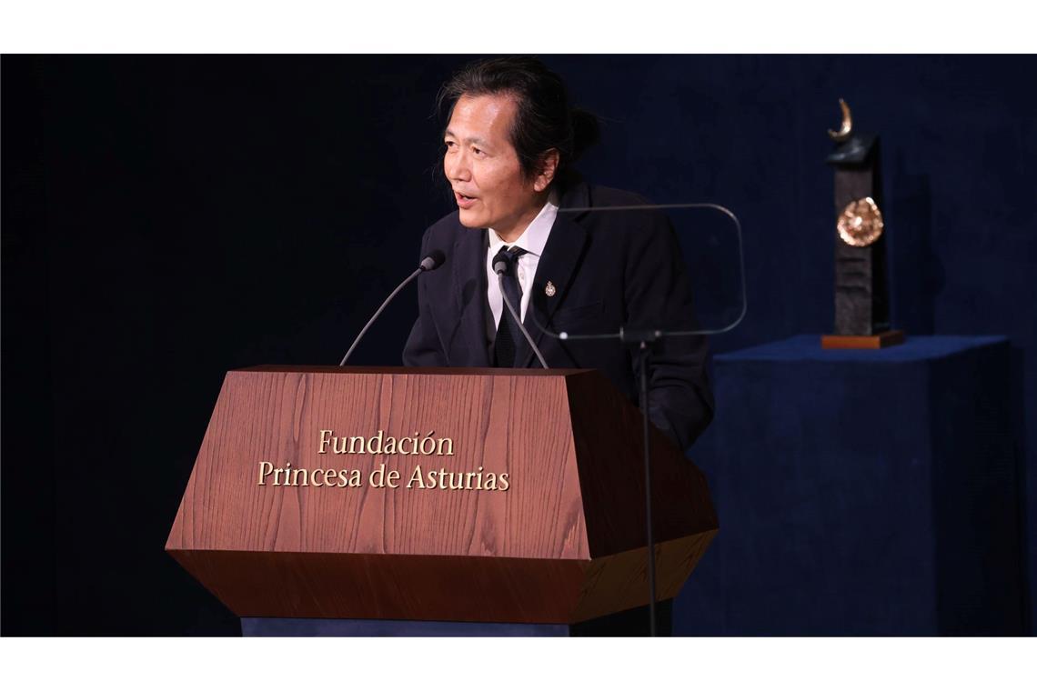 Han betonte die Wichtigkeit gegenseitigen Respekts. Nicht jeder, der eine andere Meinung habe, dürfe deshalb gleich als Feind angesehen werden.