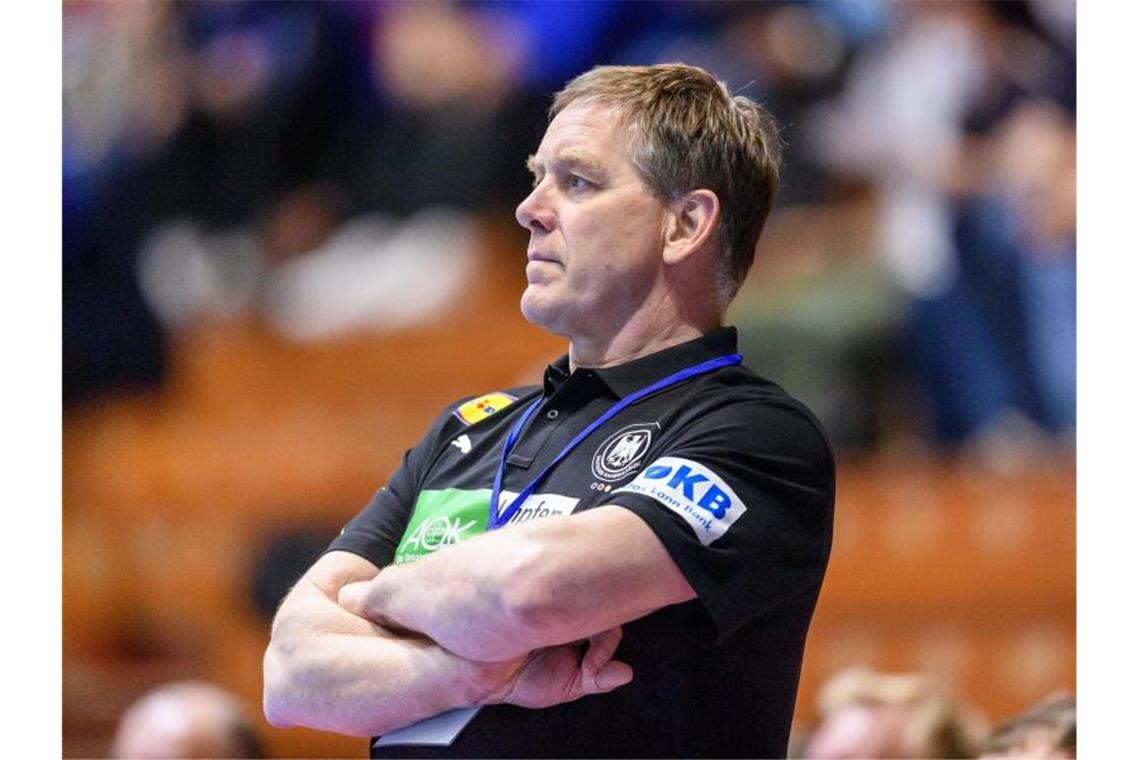 Gislasons kompliziertes Puzzle: Olympia-Planungen laufen an Handball-Bundestrainer Alfred Gislason hat die Qual der Wahl. Foto: Sascha Klahn/dpa