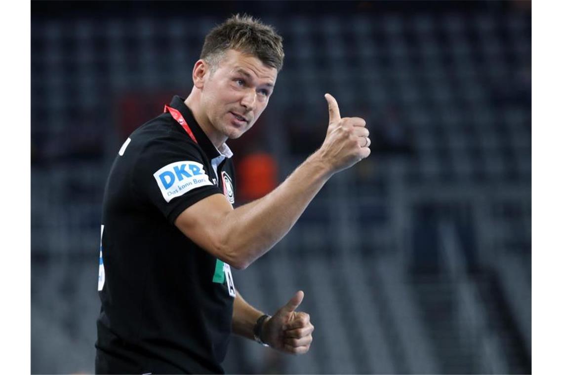Entscheidung über EM-Kader erst nach Generalprobe Handball-Bundestrainer Trainer Christian Prokop benennt seinen endgültigen EM-Kader erst am Montag. Foto: Damir SENCAR/HINA/dpa
